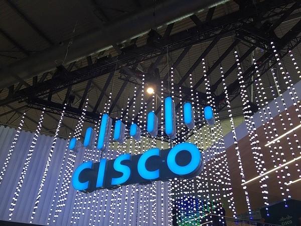 Cisco 120 дней не оповещала клиентов об уязвимостях, найденных для нее сторонним экспертом